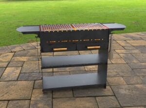 Šašlykinė su lentynomis „BBQ Premium“
